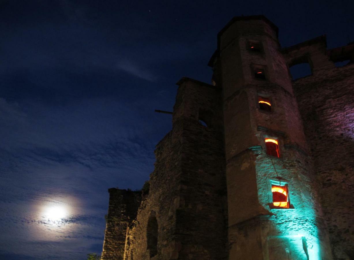 Hotel Schloss Wespenstein Grafenthal ภายนอก รูปภาพ